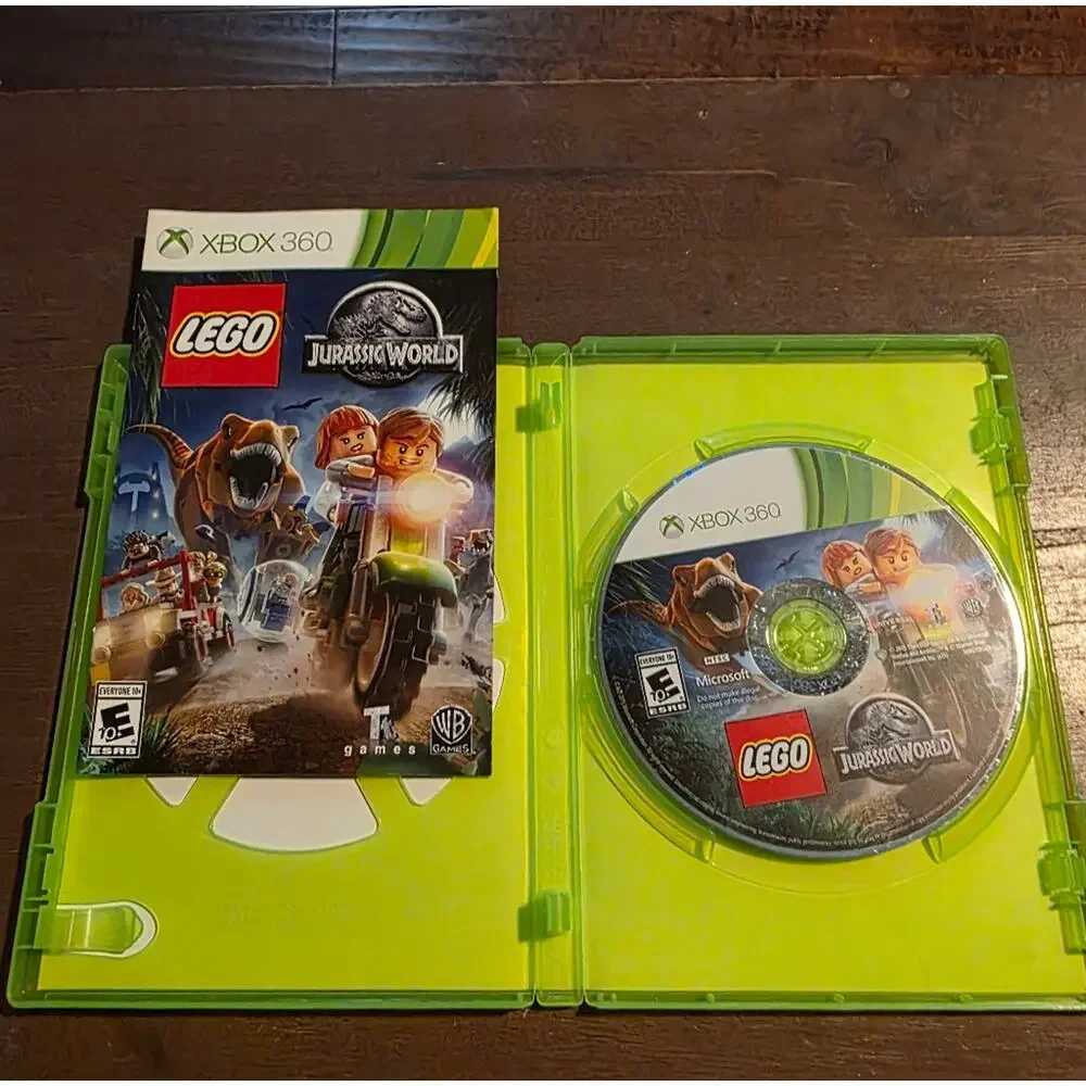 LEGO Jurassic World (Xbox 360)